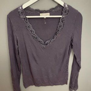 Armand Ventilo | Lace V-Neck Shirt | Size L